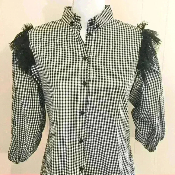 IMPERIAL Checkered Lace Puff Sleeve Blouse - Picture 2 of 7